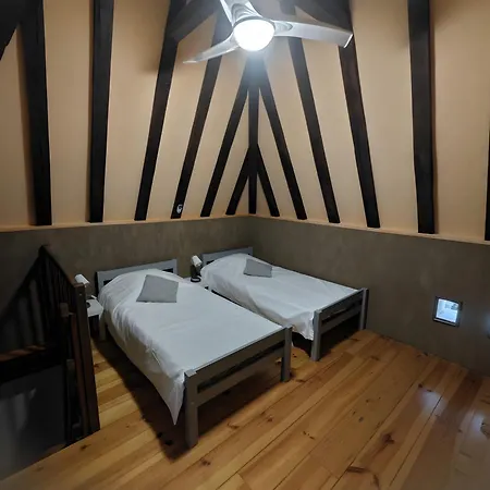 Du Mas De Palaille *